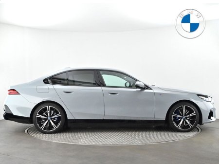 2024 BMW i5 - photo 23
