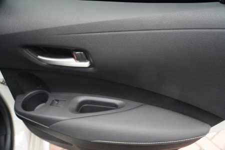 2019 Toyota Corolla - photo 14