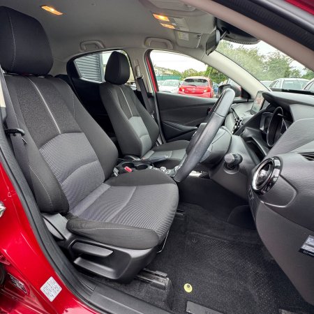 2017 Mazda Demio - photo 18