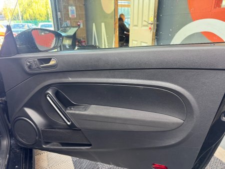 2019 Volkswagen Beetle - photo 17