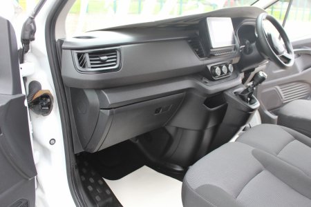 2023 Renault Trafic - photo 15