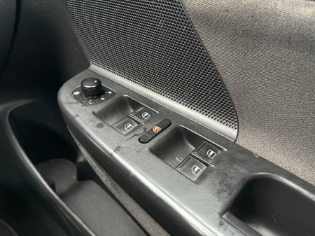 2013 Volkswagen Golf - photo 16