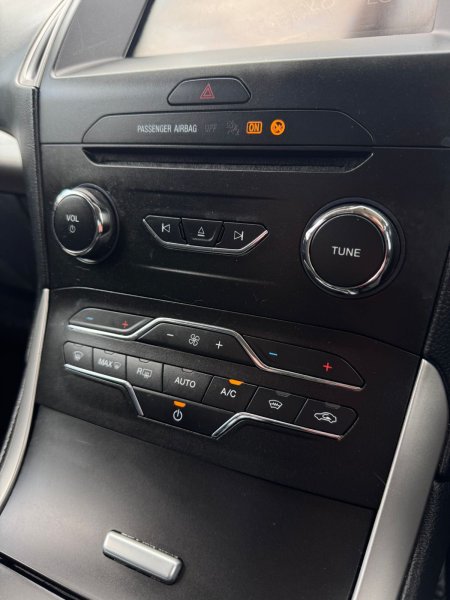 2016 Ford Galaxy - photo 32
