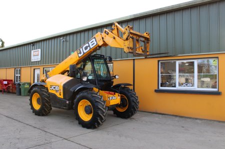 0 JCB  - photo 2