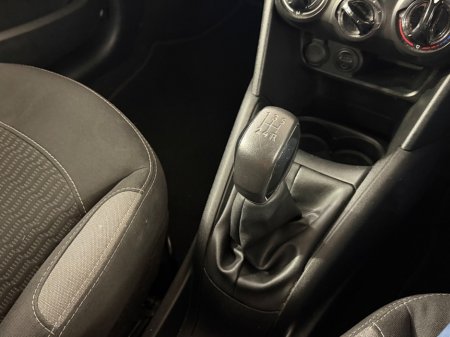 2016 Peugeot 208 - photo 24