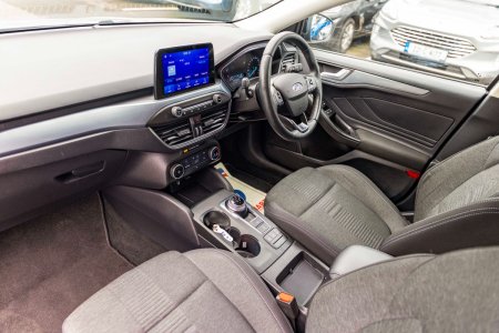 2020 Ford Focus - photo 21