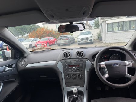 2011 Ford Mondeo - photo 8