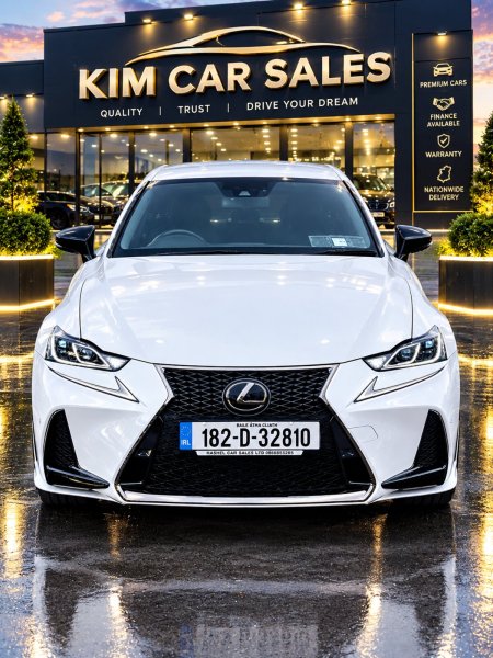 2018 Lexus IS 300h F-Sport
