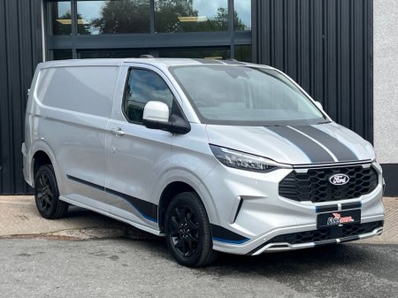 2024 Ford Transit Custom