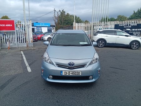 2013 Toyota Prius - photo 2