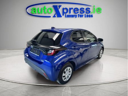 2021 Toyota Yaris - photo 11