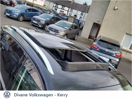 2025 Volkswagen Tiguan - photo 21
