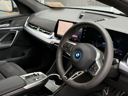 2026 BMW iX2 - photo 4