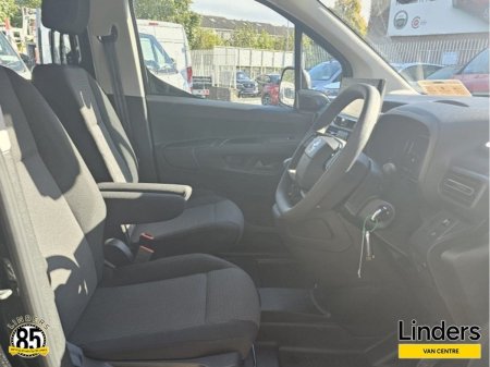 2027 Opel Combo - photo 11