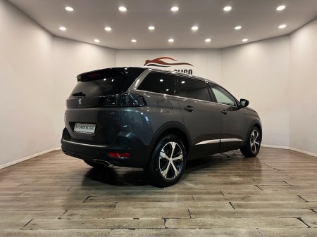 2021 Peugeot 5008 - photo 11
