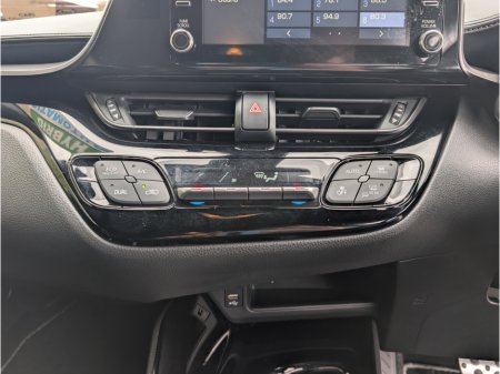 2020 Toyota C-HR - photo 16