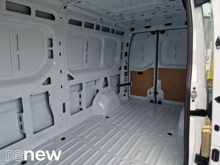 2027 Renault Master - photo 11