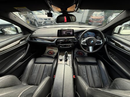 2017 BMW 5-Series - photo 8
