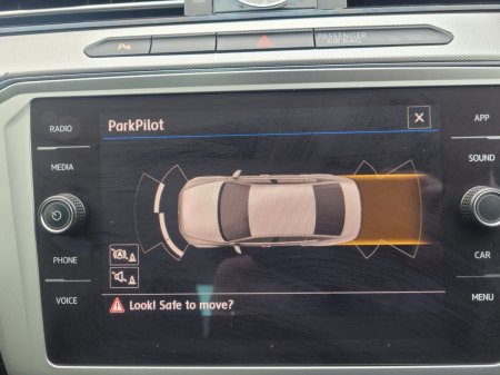 2018 Volkswagen Passat - photo 11