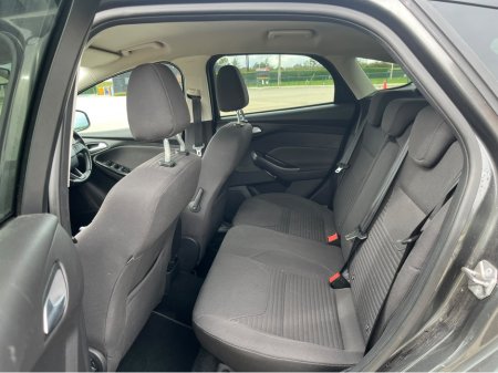 2018 Ford Focus - photo 10