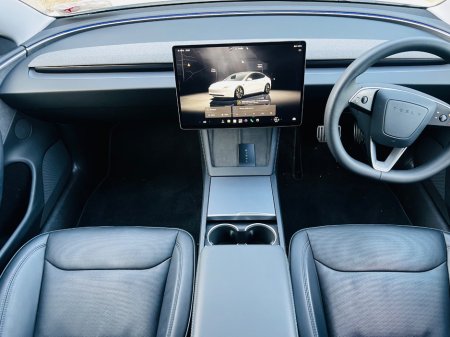 2024 Tesla Model 3 - photo 18
