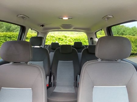 2011 Ford Galaxy - photo 12
