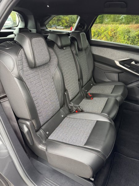 2025 Peugeot 5008 - photo 25