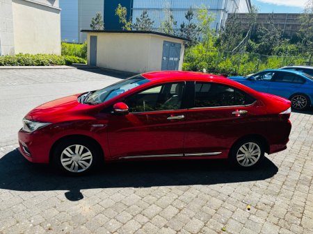 2019 Honda Grace - photo 3