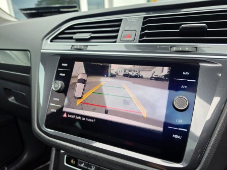 2020 Volkswagen Tiguan - photo 16