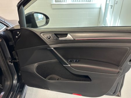 2019 Volkswagen Golf - photo 25