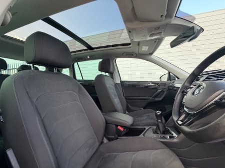 2018 Volkswagen Tiguan - photo 8
