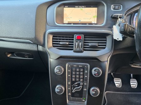 2017 Volvo V40 - photo 19