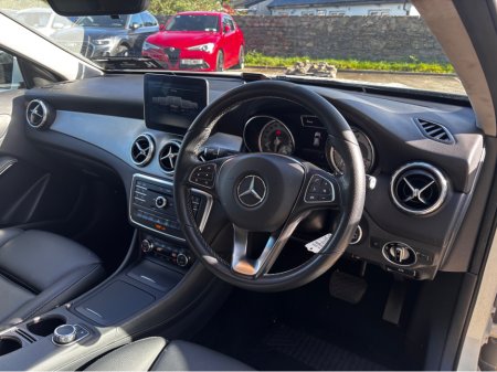 2017 Mercedes-Benz GLA - photo 5