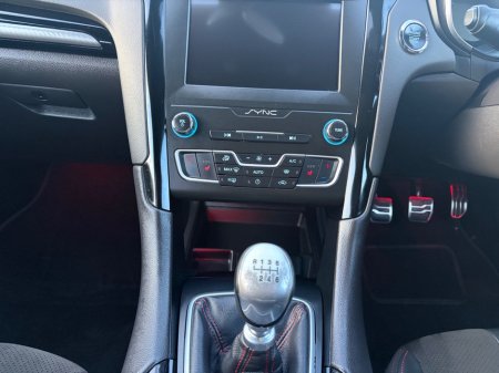 2021 Ford Mondeo - photo 19