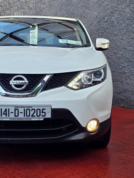 2014 Nissan Qashqai - photo 2