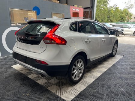 2017 Volvo V40 - photo 3