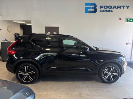 2021 Volvo XC40 - photo 5