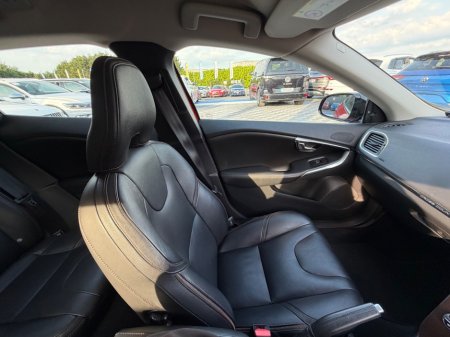 2017 Volvo V40 - photo 33