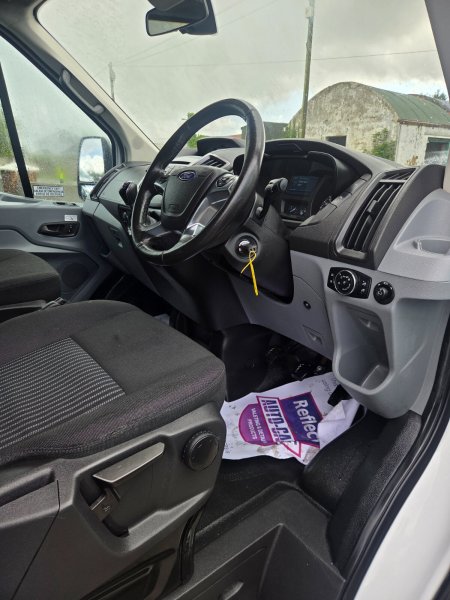 2017 Ford Transit - photo 4