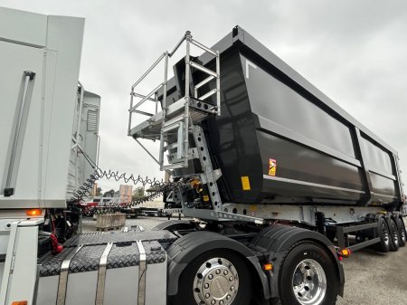2026 SCHMITZ 10.5m STEEL SCRAP BULK TIPPING TRAILER