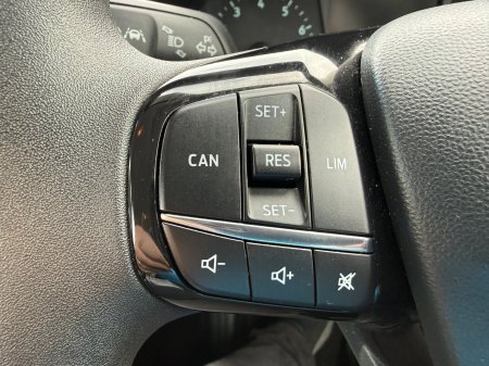 2018 Ford Fiesta - photo 17