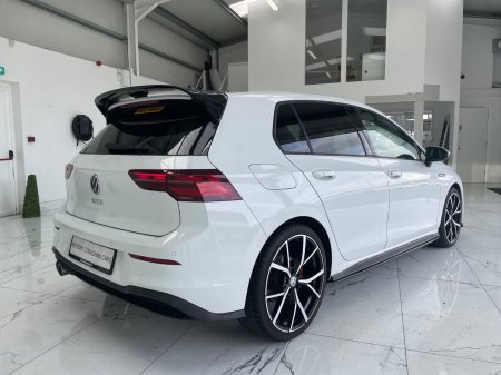 2021 Volkswagen Golf - photo 2