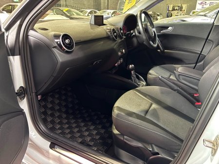 2013 Audi A1 - photo 23