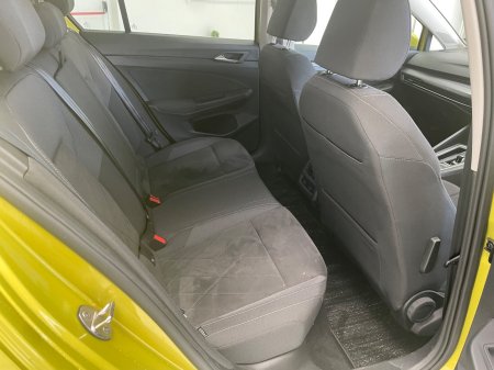 2021 Volkswagen Golf - photo 10