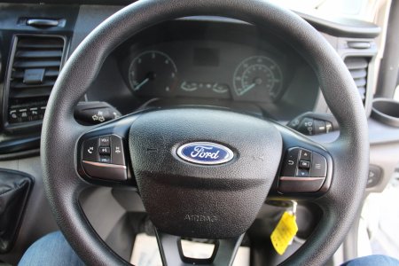 2023 Ford Transit Custom - photo 18
