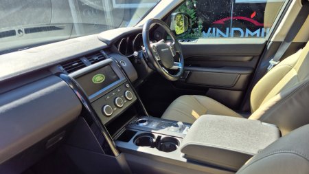 2018 Land Rover Discovery - photo 8