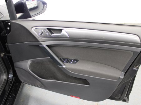 2019 Volkswagen Golf - photo 23