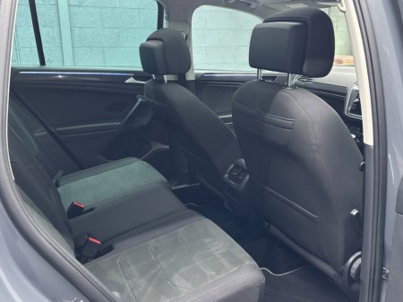 2021 Volkswagen Tiguan - photo 10