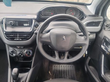 2018 Peugeot 208 - photo 18