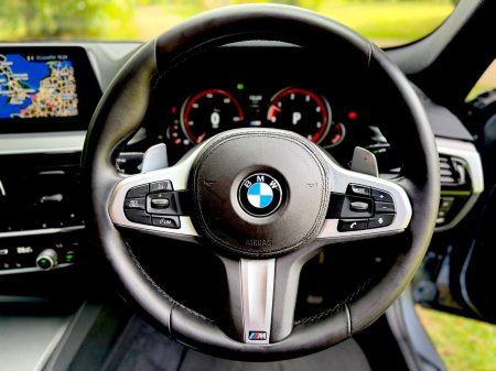 2017 BMW 5-Series - photo 19